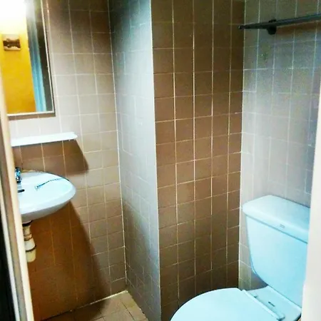 Jean Cleancomfy Apt Near Beach Batu Feringgi Bagian luar foto