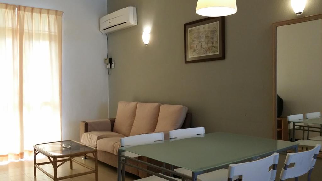 Jean Cleancomfy Near Apartemen Batu Feringgi