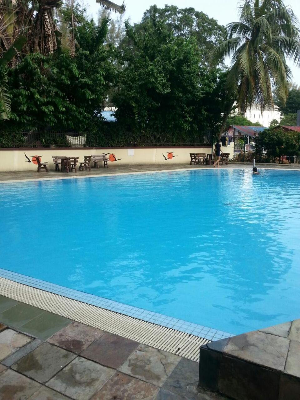 Jean Cleancomfy Near Apartemen