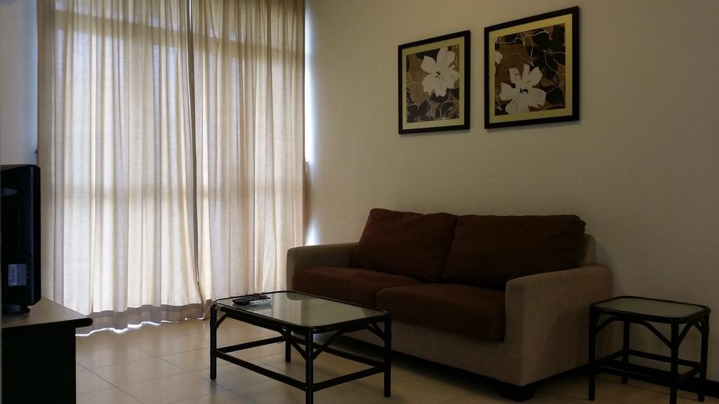 Jean Cleancomfy Near Apartment Batu Ferringhi