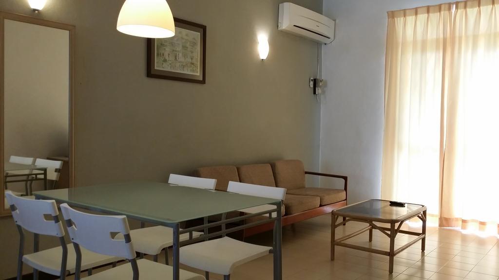 Jean Cleancomfy Near Apartment *